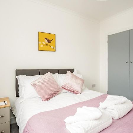 Villa Fabulous 6 Sleeper! Great Location! Windsor Exterior foto