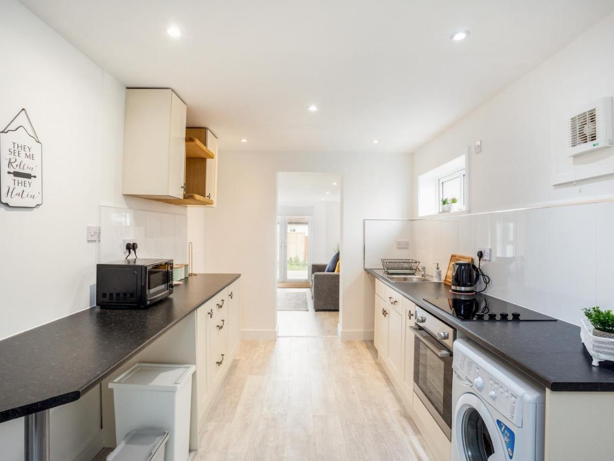 Villa Fabulous 6 Sleeper! Great Location! Windsor Exterior foto